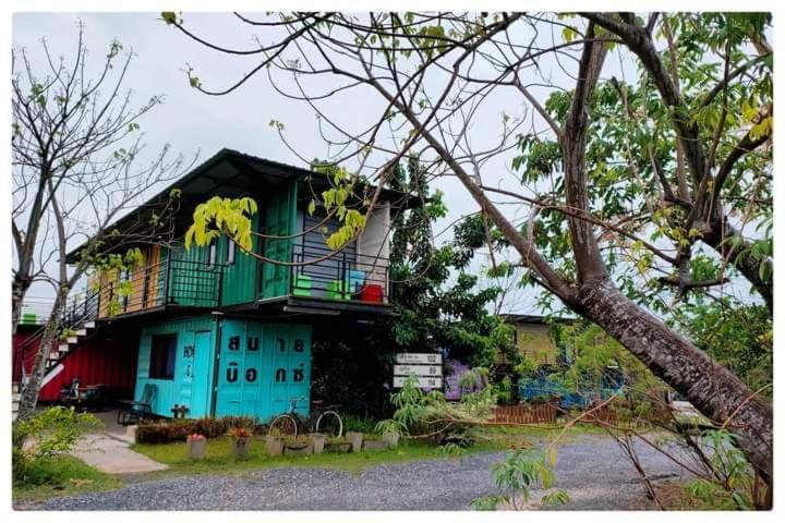 Smile Box Coffee & Resort Nong Hin Esterno foto
