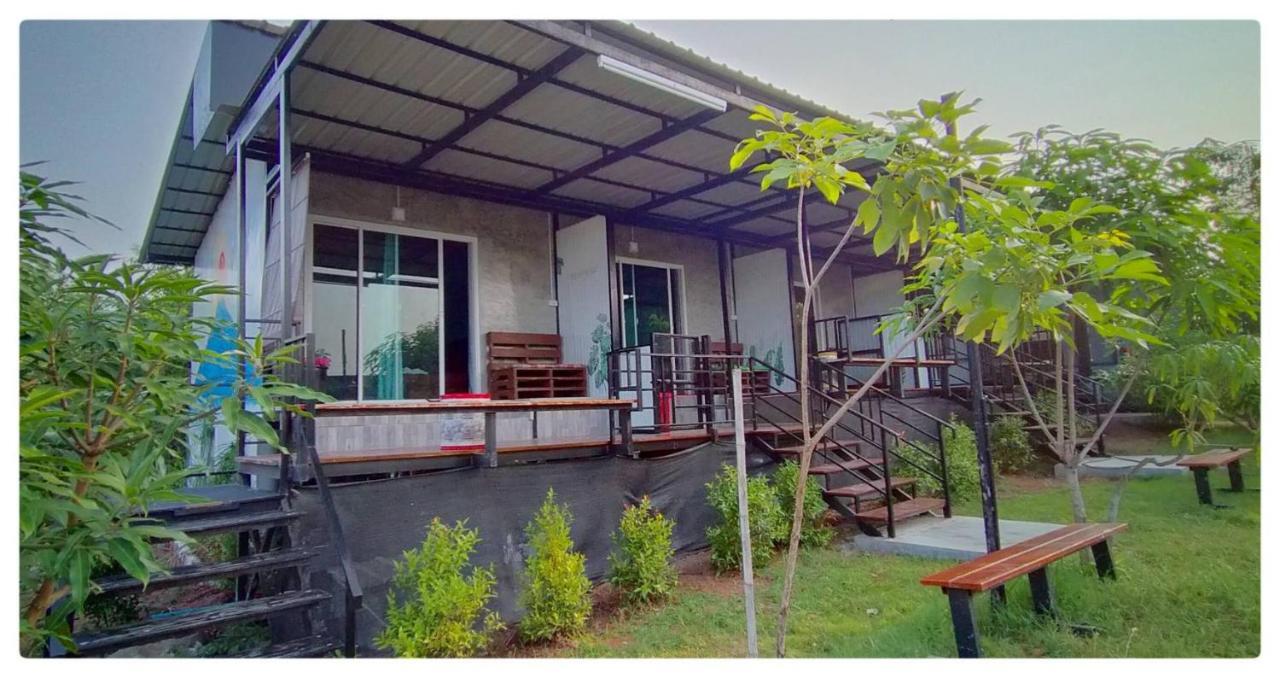 Smile Box Coffee & Resort Nong Hin Esterno foto